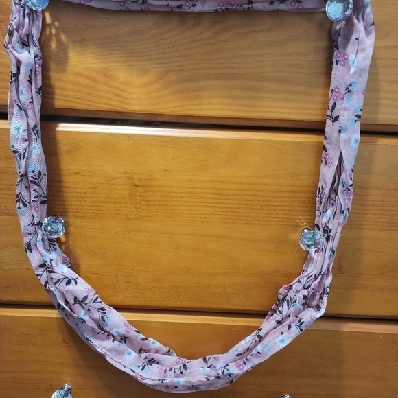 2pc Women's  Floral(Flower) Print Scarfs - Picture 6 of 6